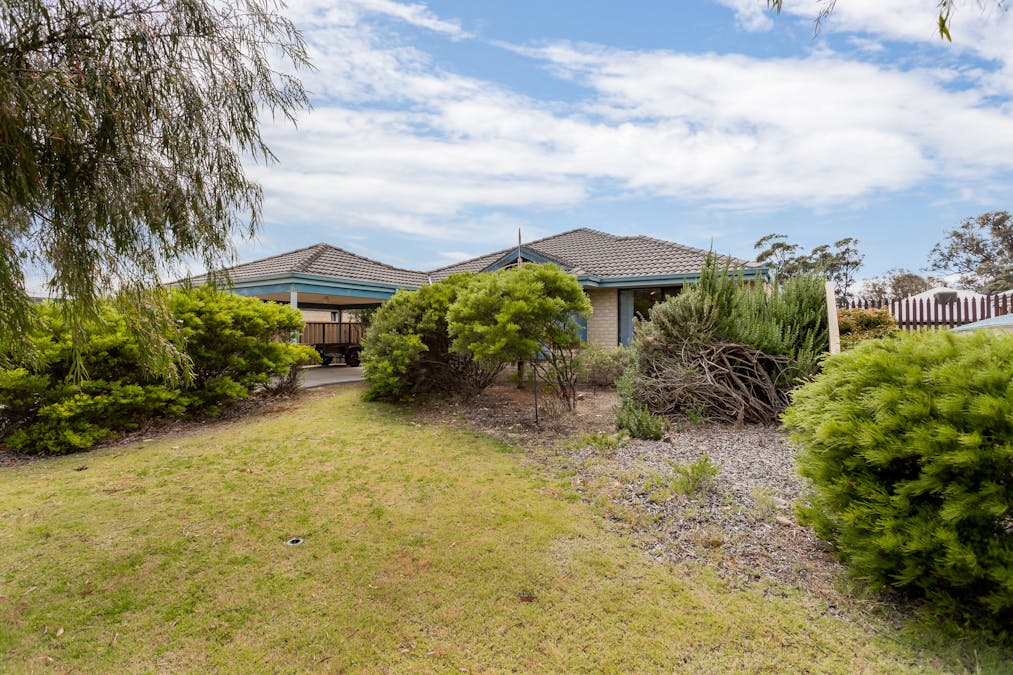 5 Mackay Road, Dalyellup, WA, 6230 - Image 24