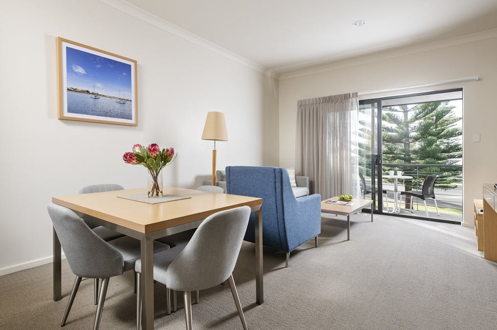 19/14 Lyons Cove, Bunbury, WA, 6230 - Image 4