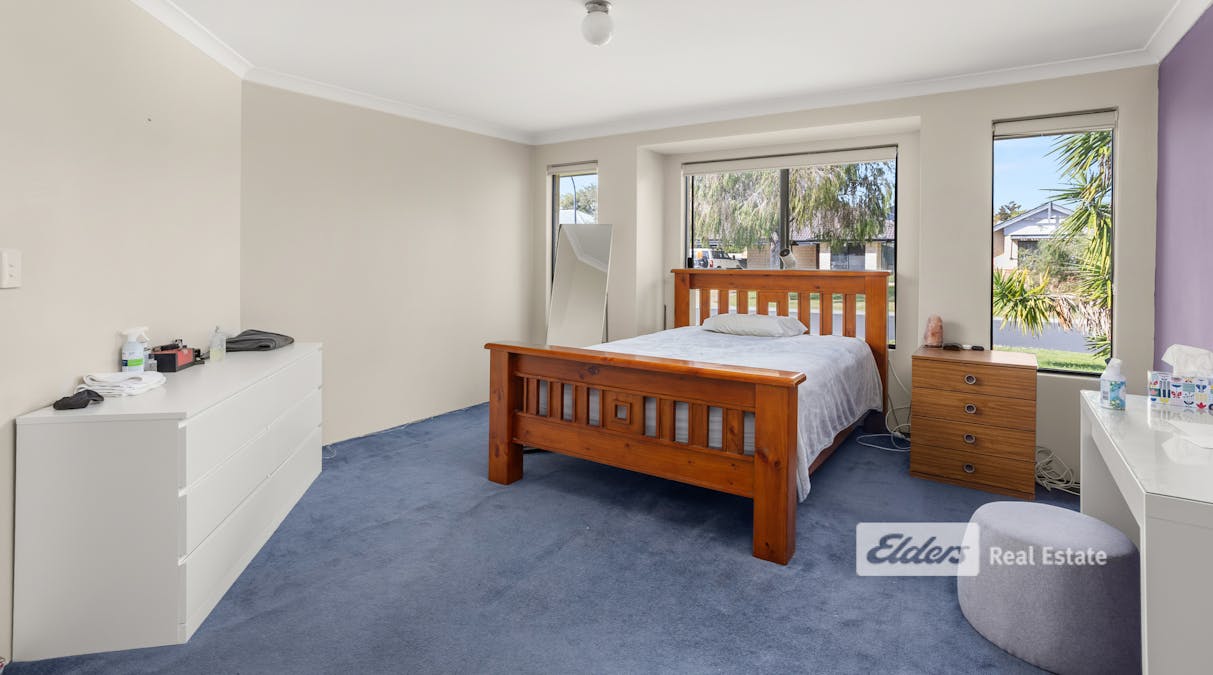 4 Howitt Way, Dalyellup, WA, 6230 - Image 7