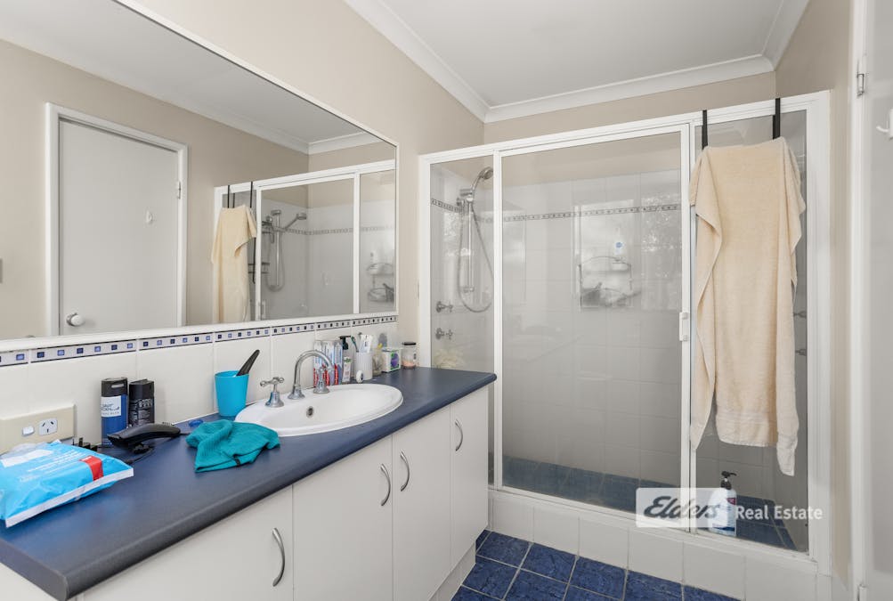 4 Howitt Way, Dalyellup, WA, 6230 - Image 8