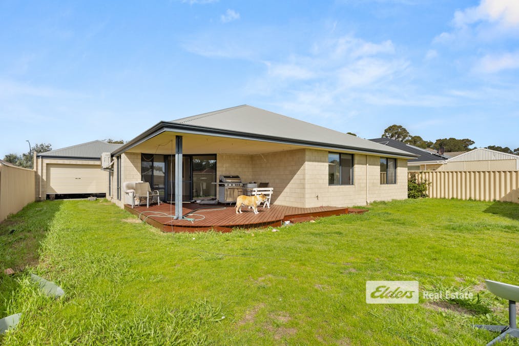 4 Howitt Way, Dalyellup, WA, 6230 - Image 14