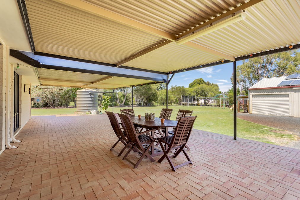 22 Britza Avenue, Roelands, WA, 6226 - Image 13