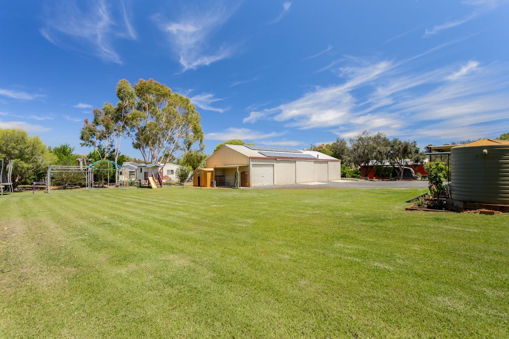 22 Britza Avenue, Roelands, WA, 6226 - Image 28