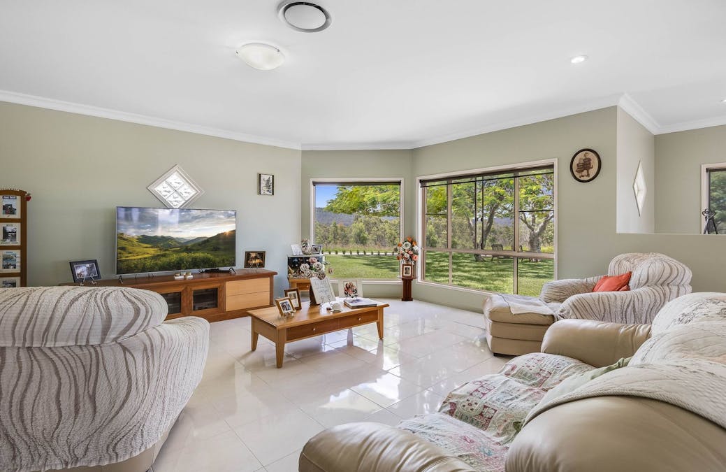 269 Jones Road, Withcott, QLD, 4352 - Image 19