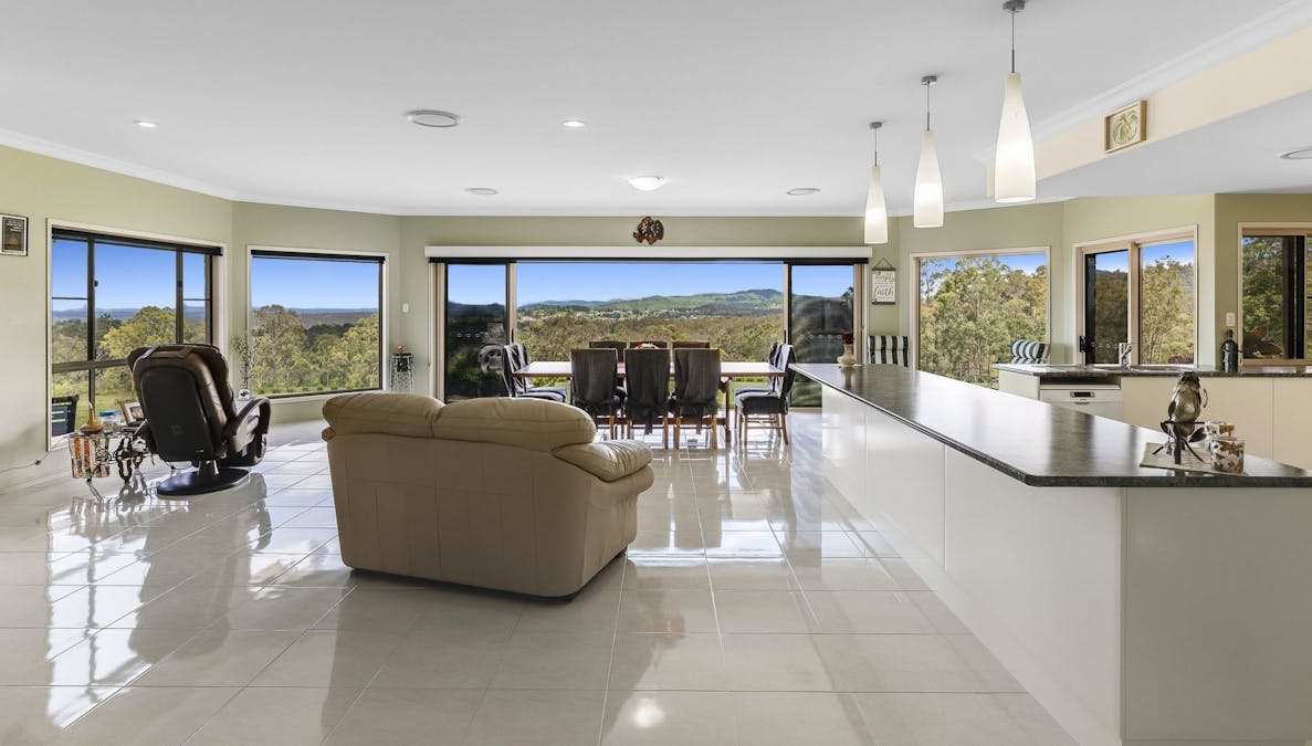 269 Jones Road, Withcott, QLD, 4352 - Image 10