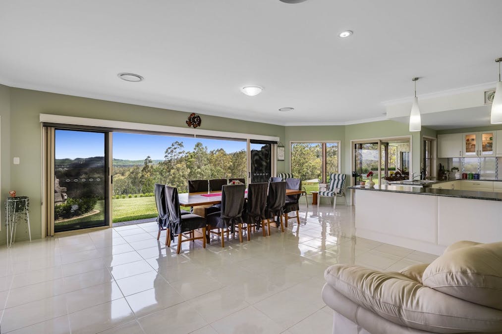 269 Jones Road, Withcott, QLD, 4352 - Image 11