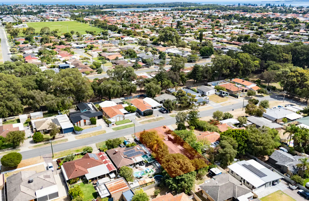 12 Hercules Street, Rockingham, WA, 6168 - Image 3