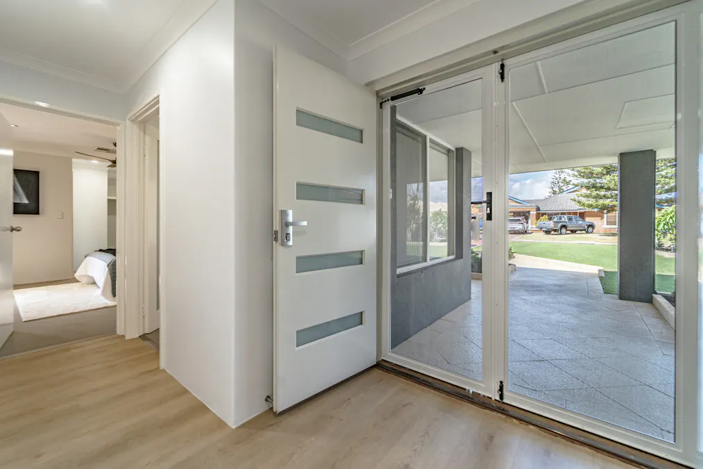 7 Canouan Loop, Secret Harbour, WA, 6173 - Image 4