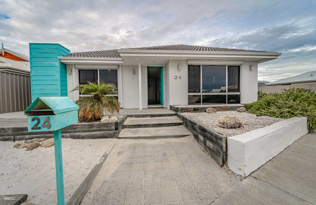 24 Aquamarine Parade, Karnup, WA, 6176 - Image 3
