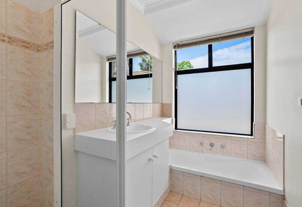 6 Ginger Court, Port Kennedy, WA, 6172 - Image 9