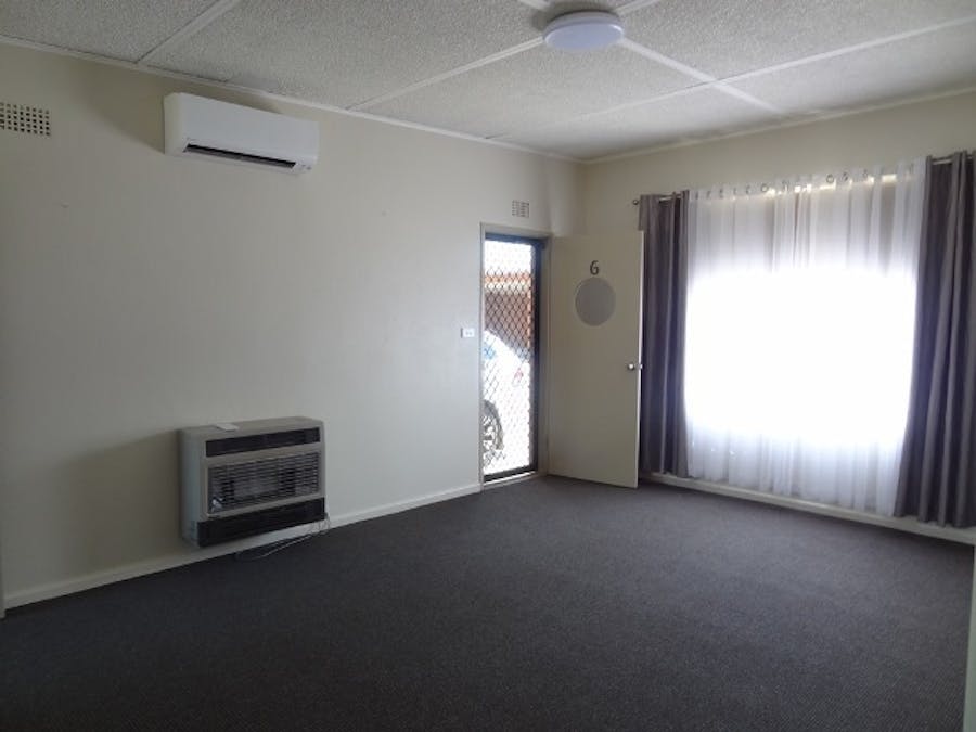 6/128 Stewart Street, Bathurst, NSW, 2795 - Image 2