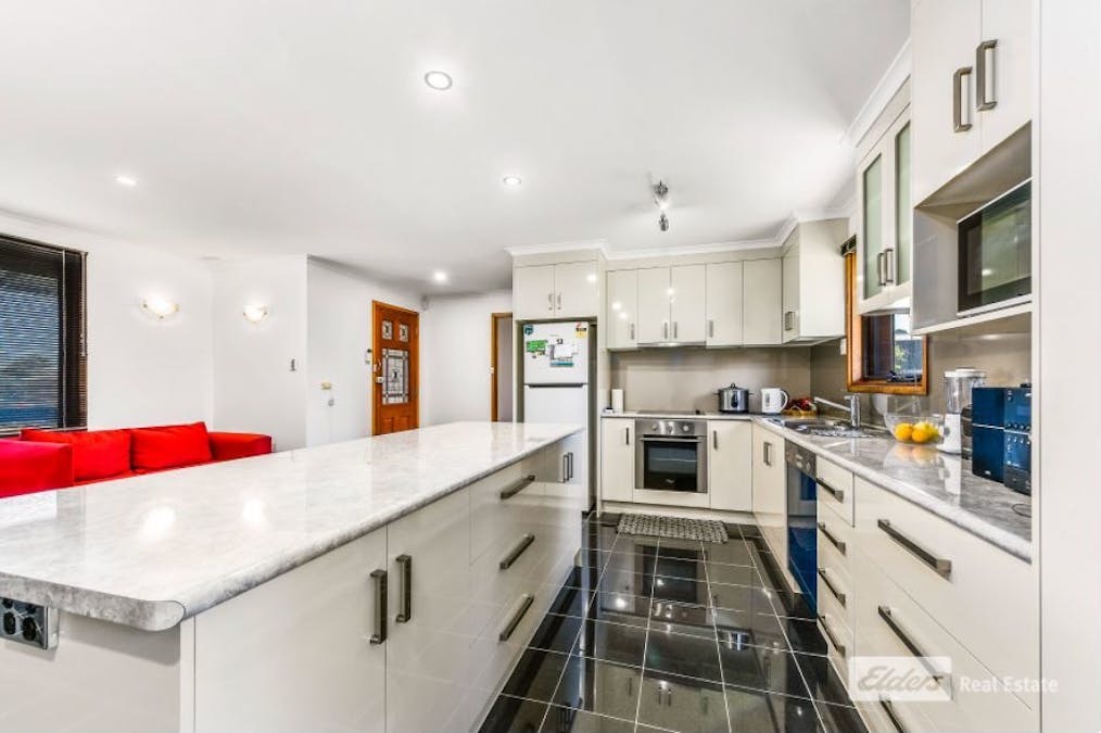 8 Illawong Drive, Mount Gambier, SA, 5290 - Image 3