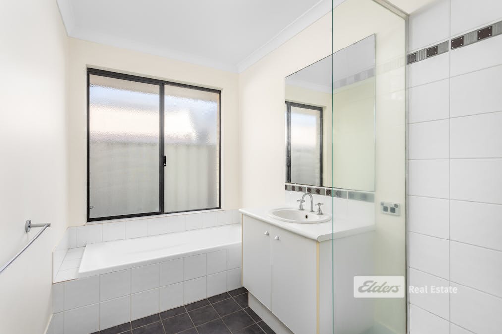11 Star Street, Australind, WA, 6233 - Image 9