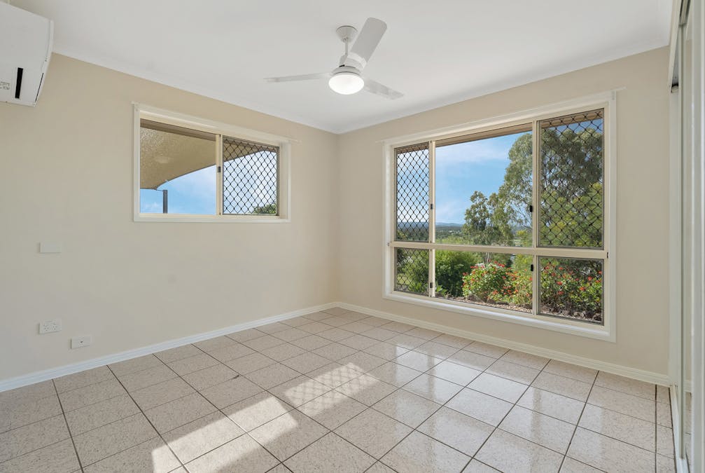 9 Logan Court, Plainland, QLD, 4341 - Image 8