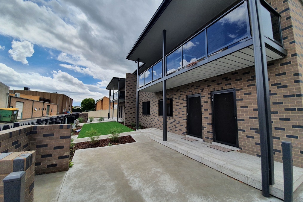 4/8 Amy Lane, Dubbo, NSW, 2830 - Image 1