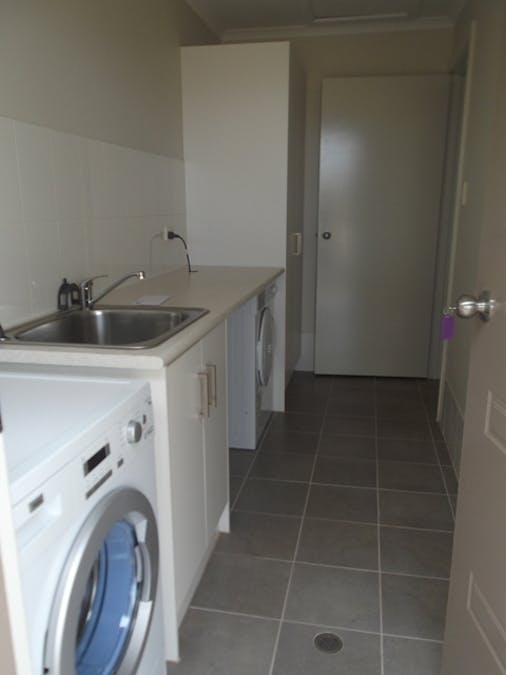 12 Barrie Robran Gate , Whyalla Norrie, SA, 5608 - Image 5