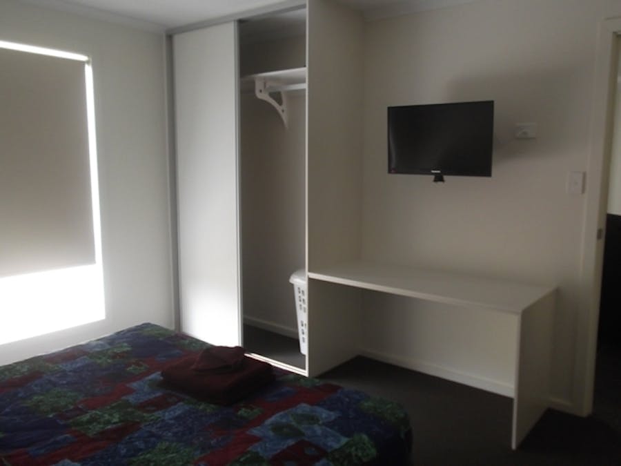 12 Barrie Robran Gate , Whyalla Norrie, SA, 5608 - Image 8