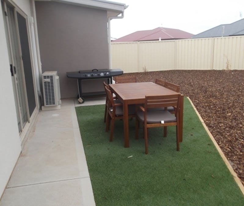 12 Barrie Robran Gate , Whyalla Norrie, SA, 5608 - Image 11