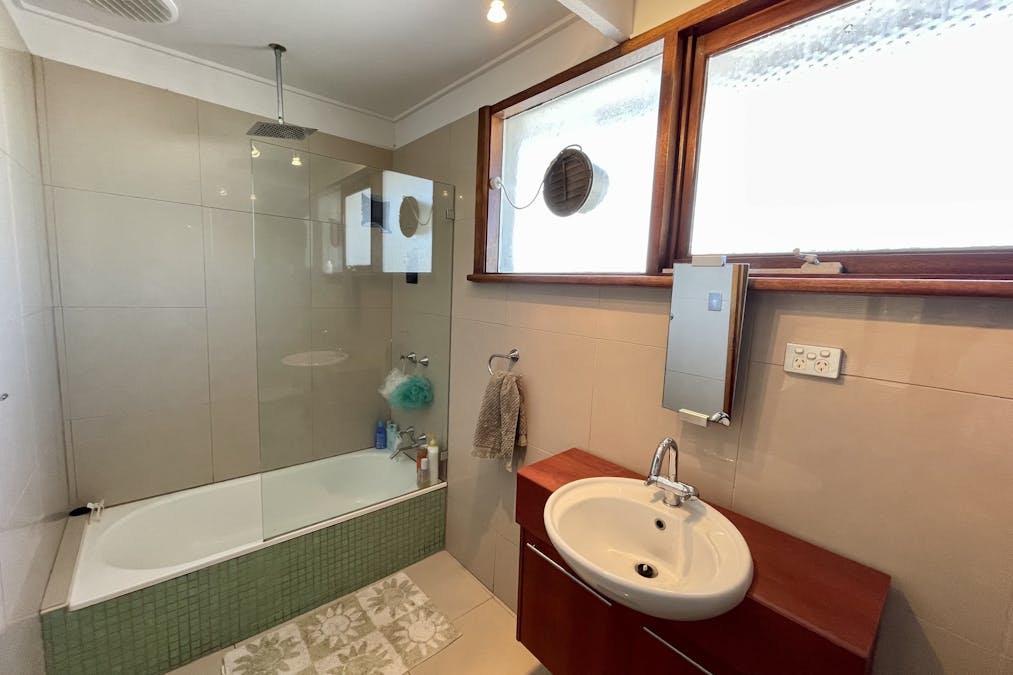 10 Crouch Street North, Mount Gambier, SA, 5290 - Image 6