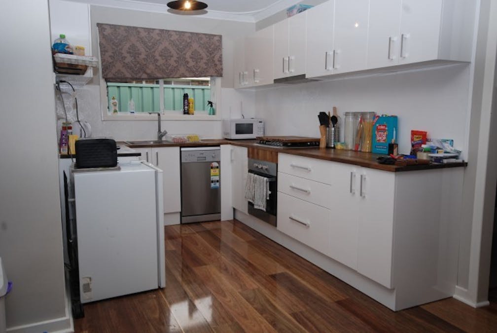 4 Sydney Hall Way, Narrogin, WA, 6312 - Image 12