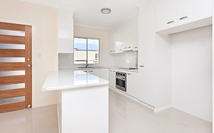 2/15 Green Street, Booval, QLD, 4304 - Image 1
