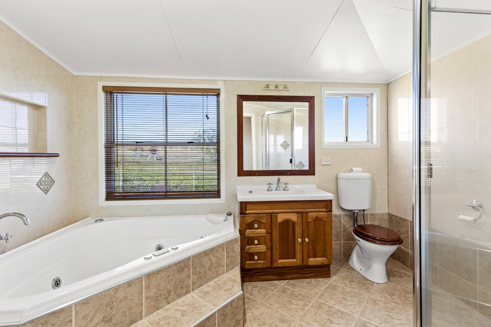89 Perrin Road, Cambooya, QLD, 4358 - Image 9