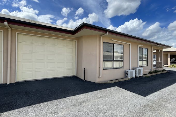 2/11 Patrick Street, Dalby, QLD, 4405 - Image 1