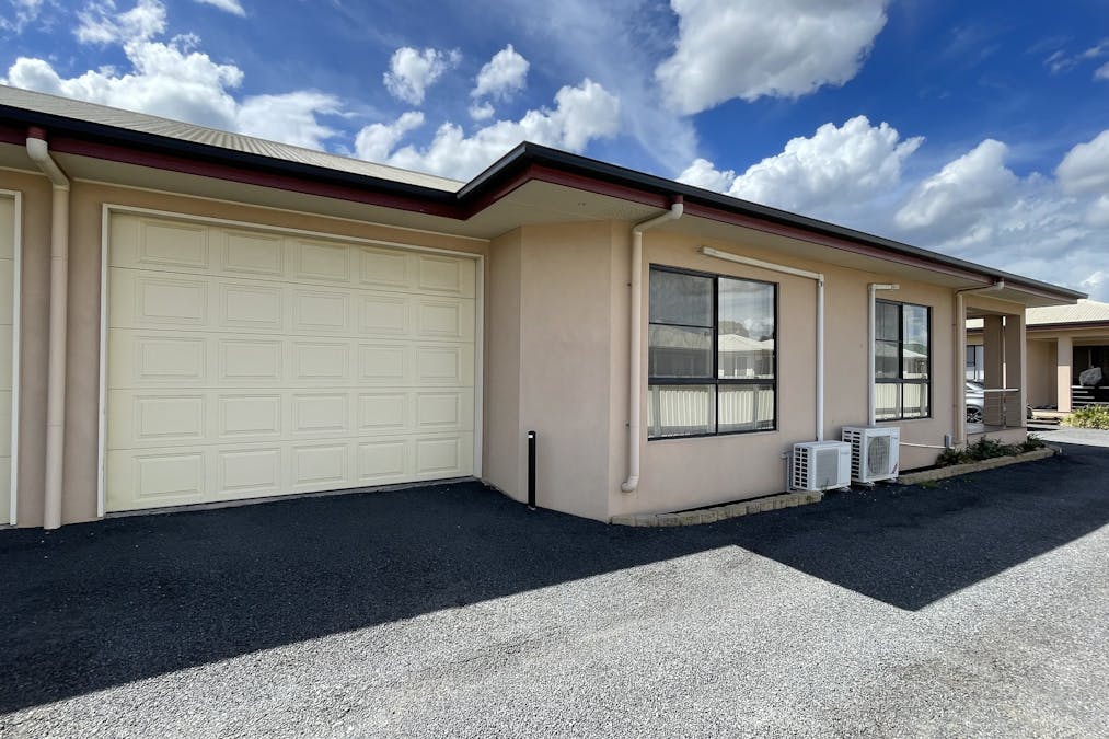 2/11 Patrick Street, Dalby, QLD, 4405 - Image 1