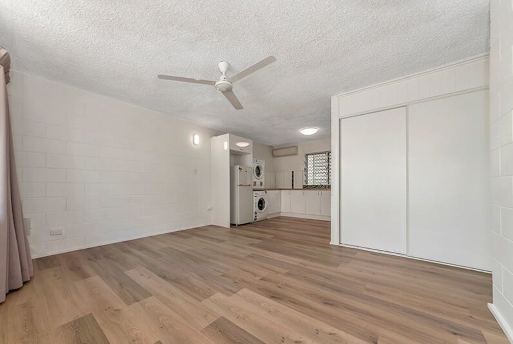 6/104 The Strand, North Ward, QLD, 4810 - Image 6