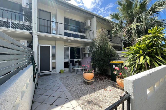 3/68 Paxton Street, North Ward, QLD, 4810 - Image 1