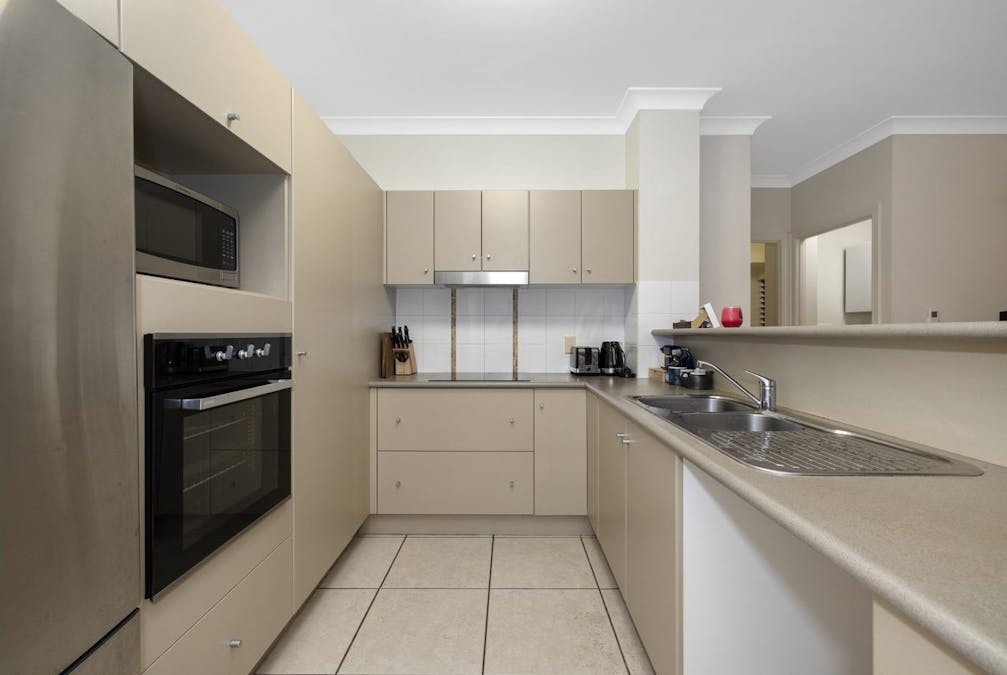 14/12-14 Martinez Avenue, West End, QLD, 4101 - Image 2