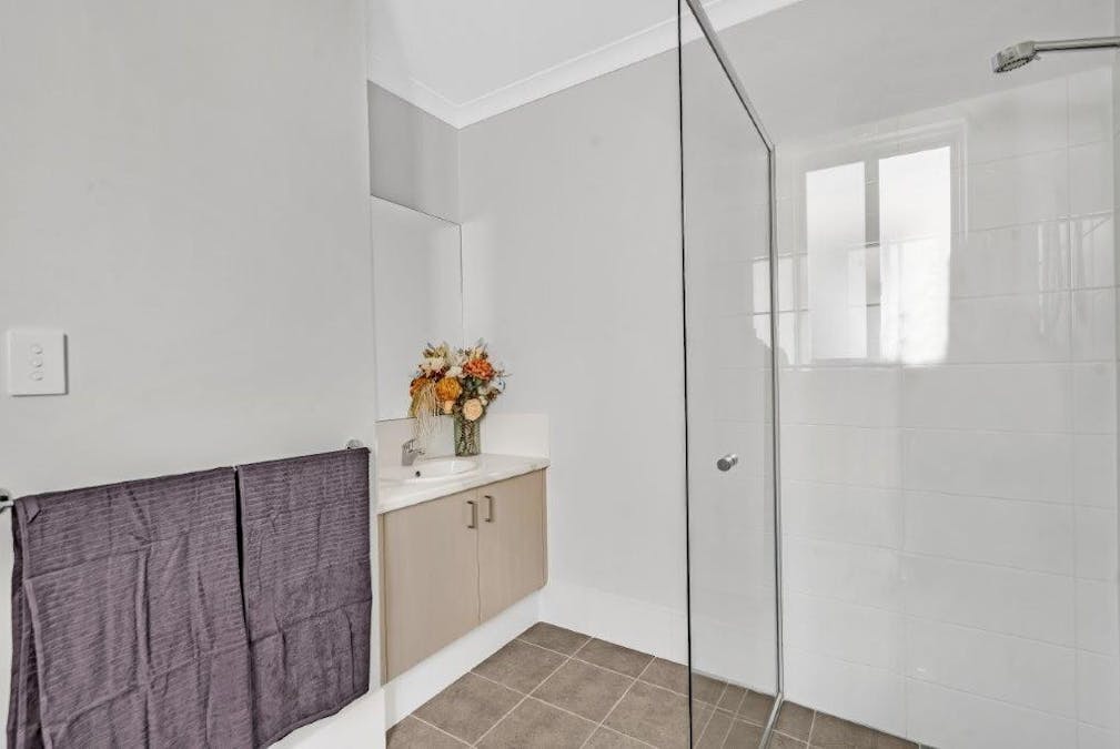 16A Andromeda Road, Australind, WA, 6233 - Image 13