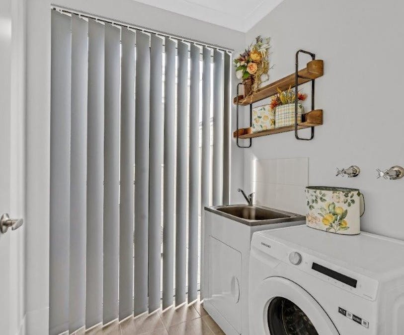 8A Andromeda Road, Australind, WA, 6233 - Image 12