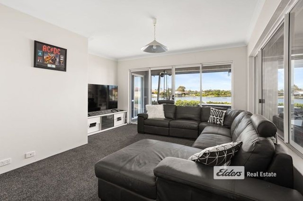 32 Pickworth Retreat, Pelican Point, WA, 6230 - Image 3