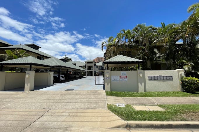 4/48 Mitchell Street, North Ward, QLD, 4810 - Image 1