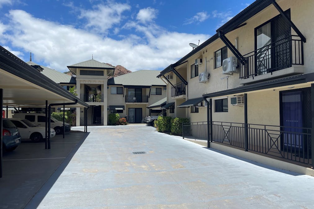 4/48 Mitchell Street, North Ward, QLD, 4810 - Image 2