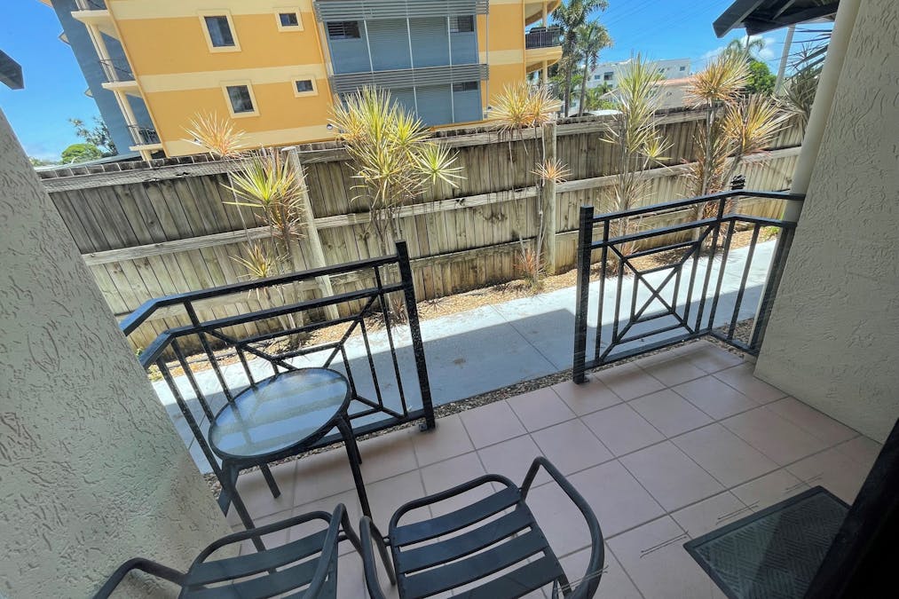 4/48 Mitchell Street, North Ward, QLD, 4810 - Image 3