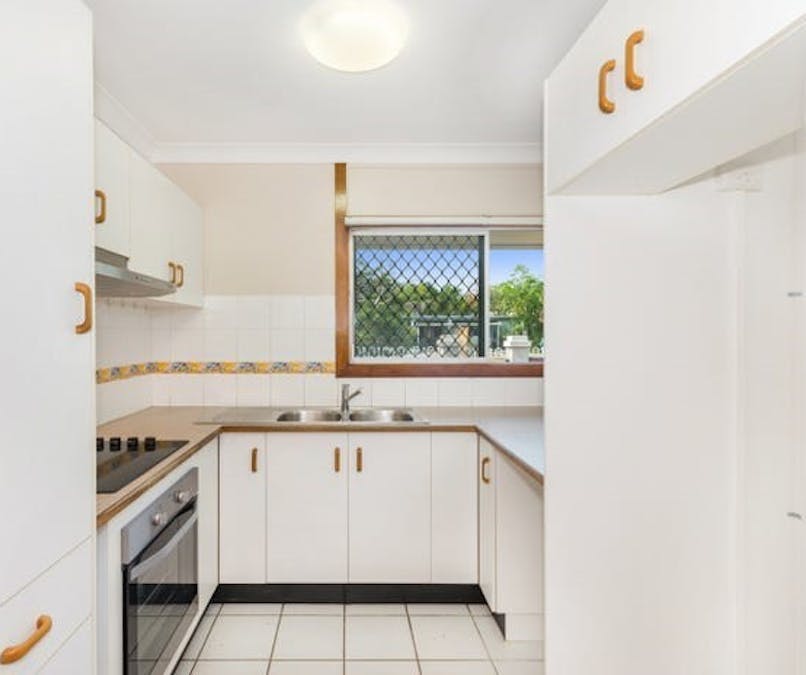 2/16 Buckby Street, Pallarenda, QLD, 4810 - Image 3