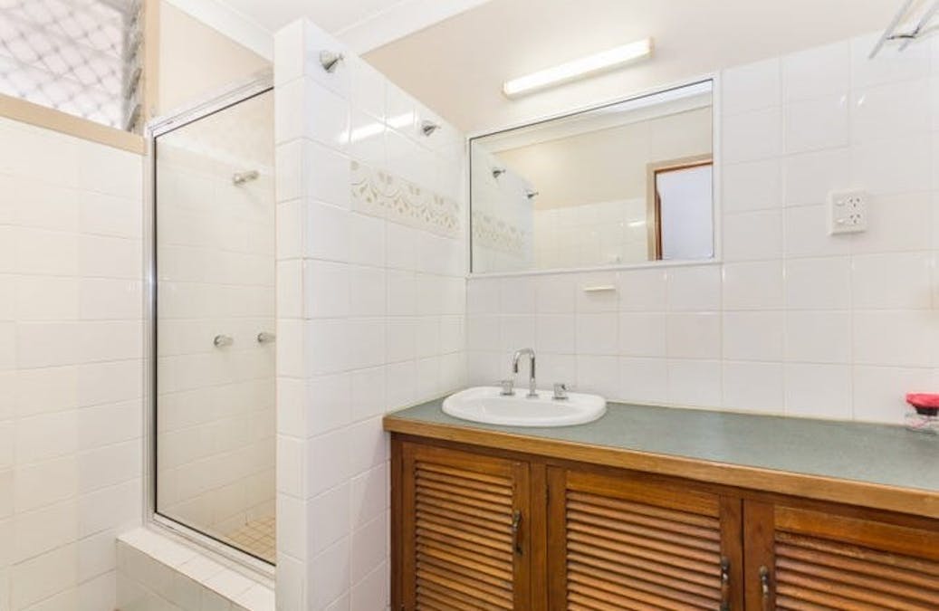 2/16 Buckby Street, Pallarenda, QLD, 4810 - Image 4