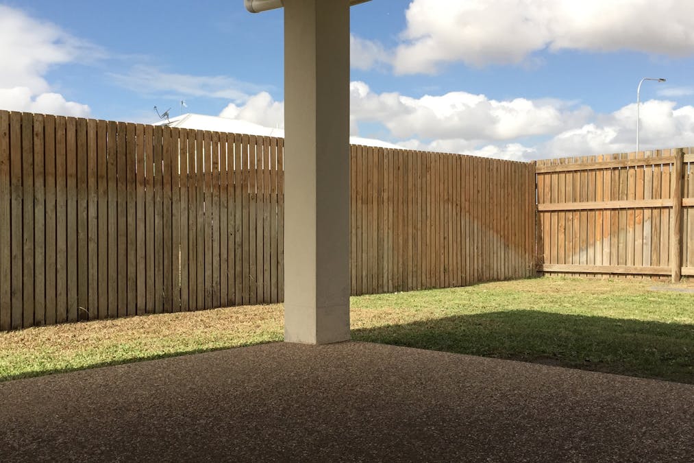 17 Yanuca Street, Burdell, QLD, 4818 - Image 11