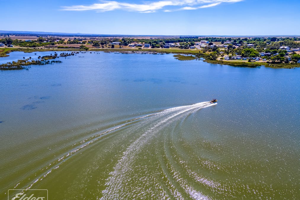  11 /Clayton Street, Clayton Bay, SA, 5256 - Image 4