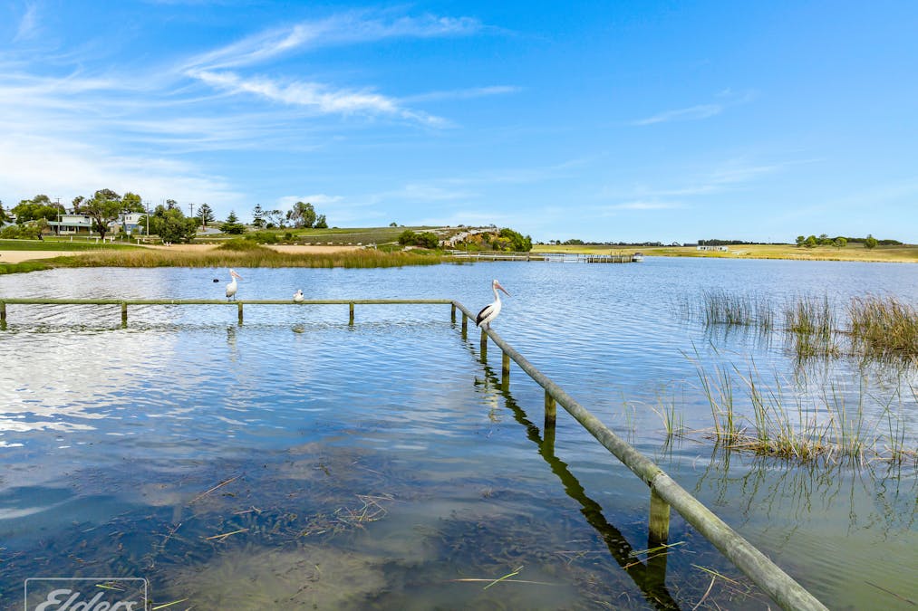  11 /Clayton Street, Clayton Bay, SA, 5256 - Image 9