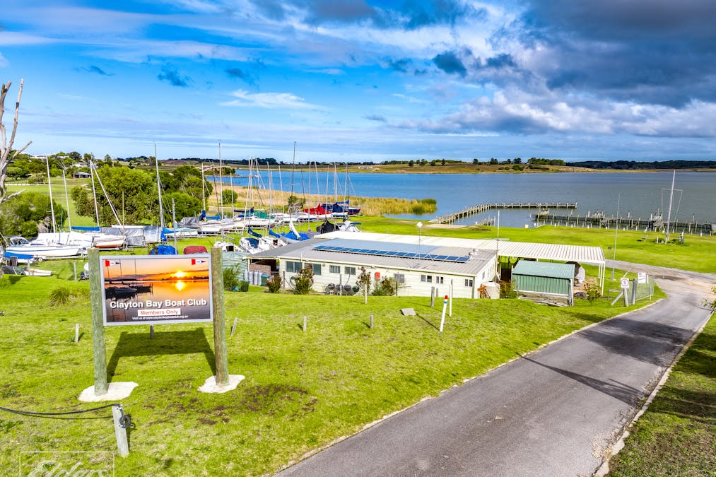  11 /Clayton Street, Clayton Bay, SA, 5256 - Image 13