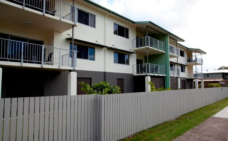 8/12 Crauford Street, West End, QLD, 4810 - Image 11