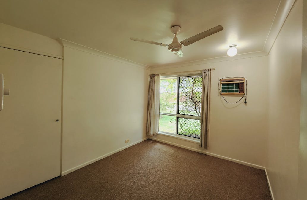 10 Amanda Avenue, Rasmussen, QLD, 4815 - Image 7