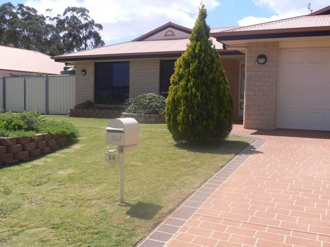 20 Wood Drive, Middle Ridge, QLD, 4350