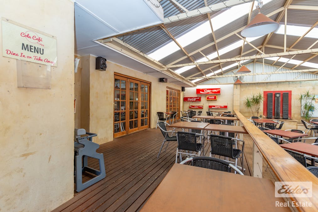 Address upon request - Image 6