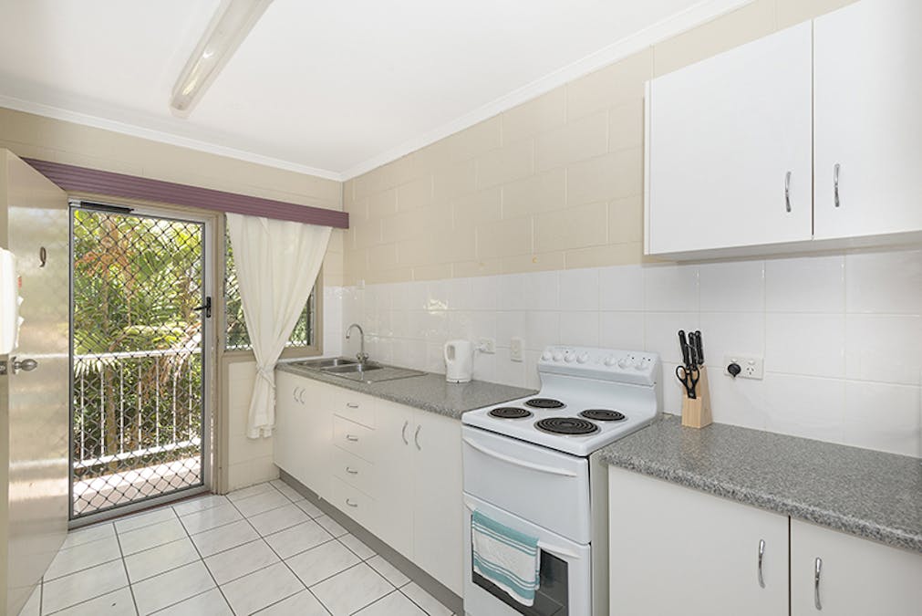 9/70 Eyre Street, North Ward, QLD, 4810 - Image 2