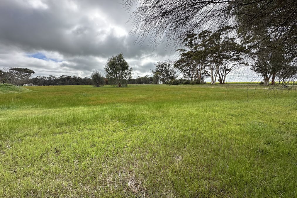 4 Carlton Street, Woodanilling, WA, 6316 - Image 4