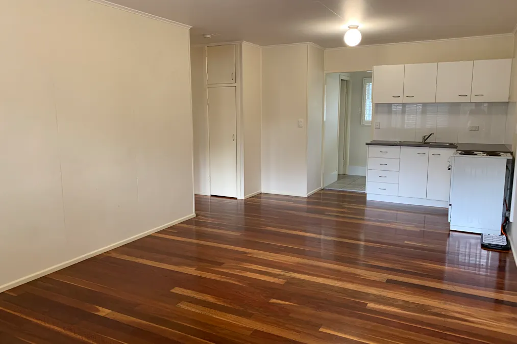 3/2 Callaghan Street, East Ipswich, QLD, 4305 - Image 1
